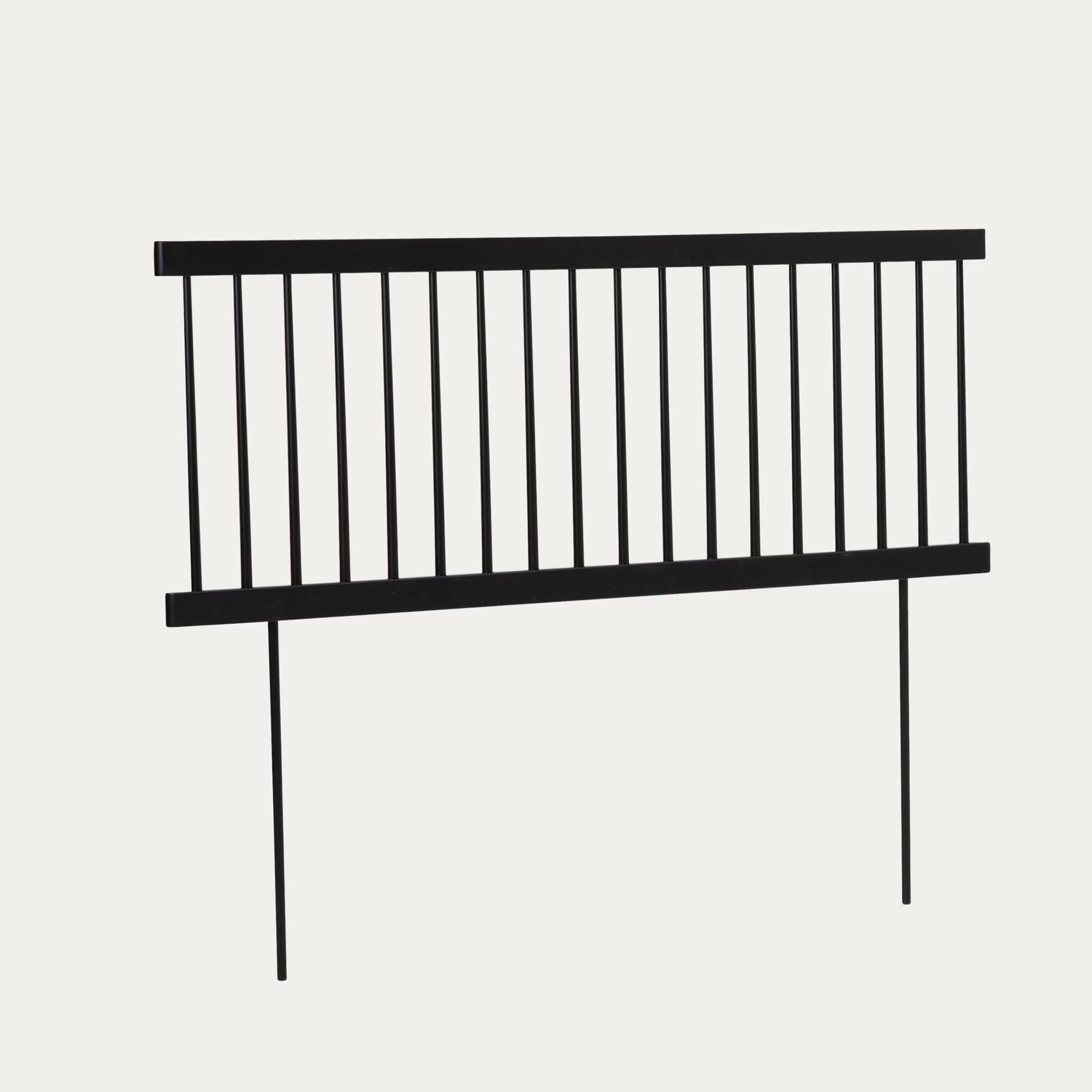 Reino sängynpääty 180cm musta