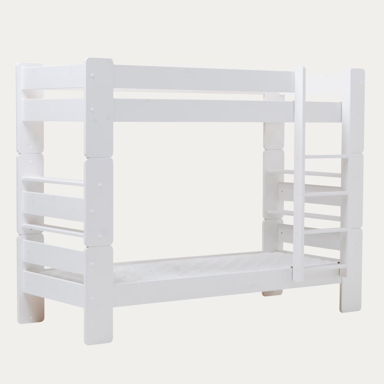 Pesäpuu kerrosänky