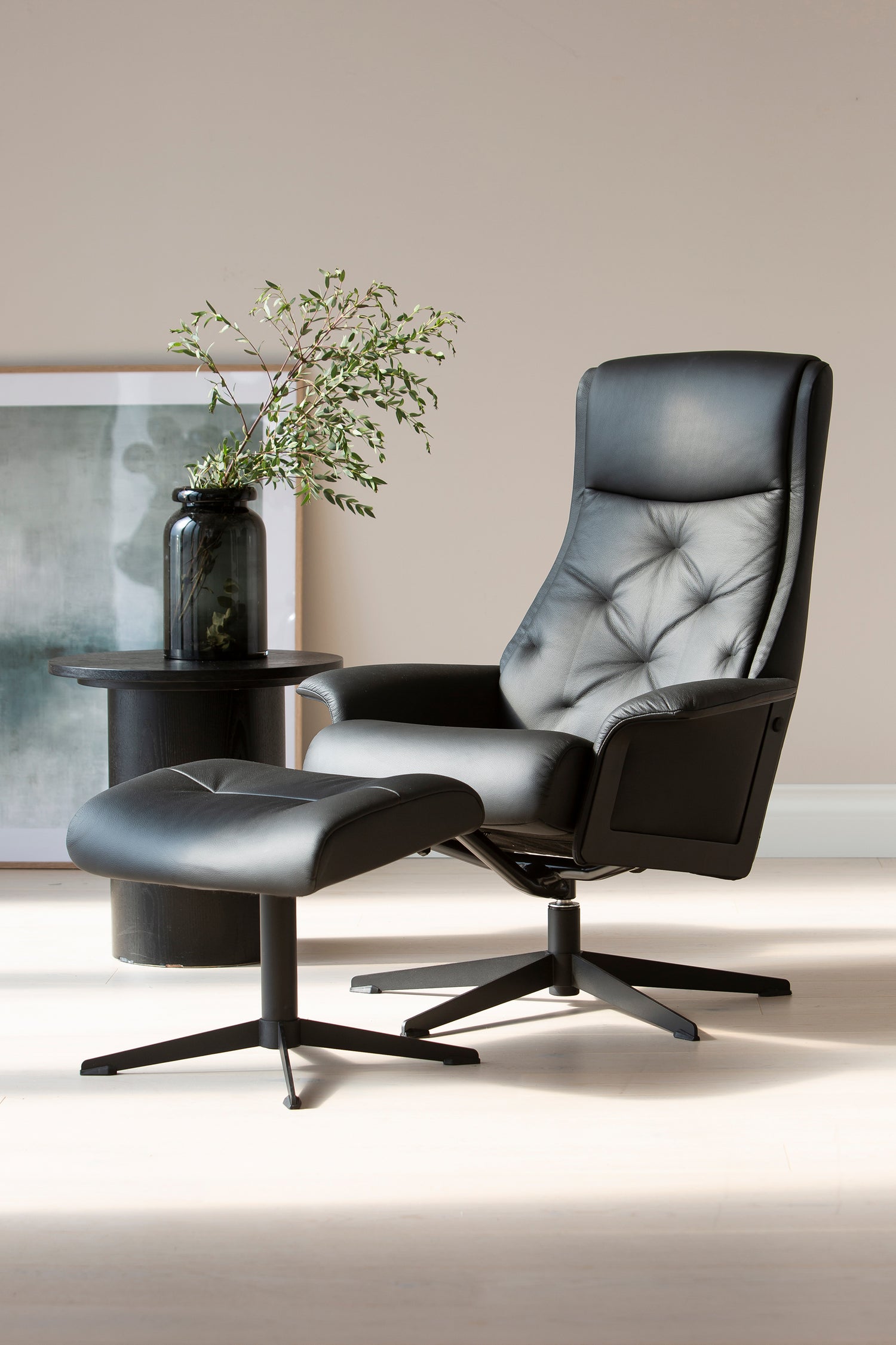 King, tv-tuoli + rahi musta