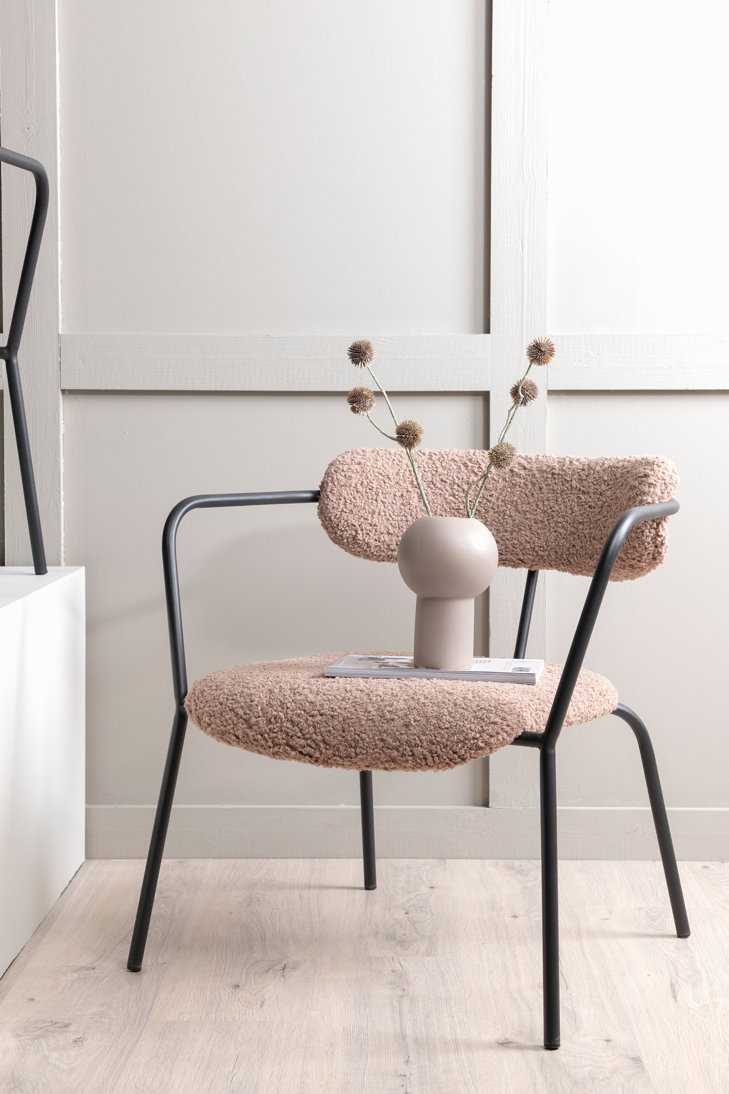 Duffy, lounge-nojatuoli ruskea teddykarva