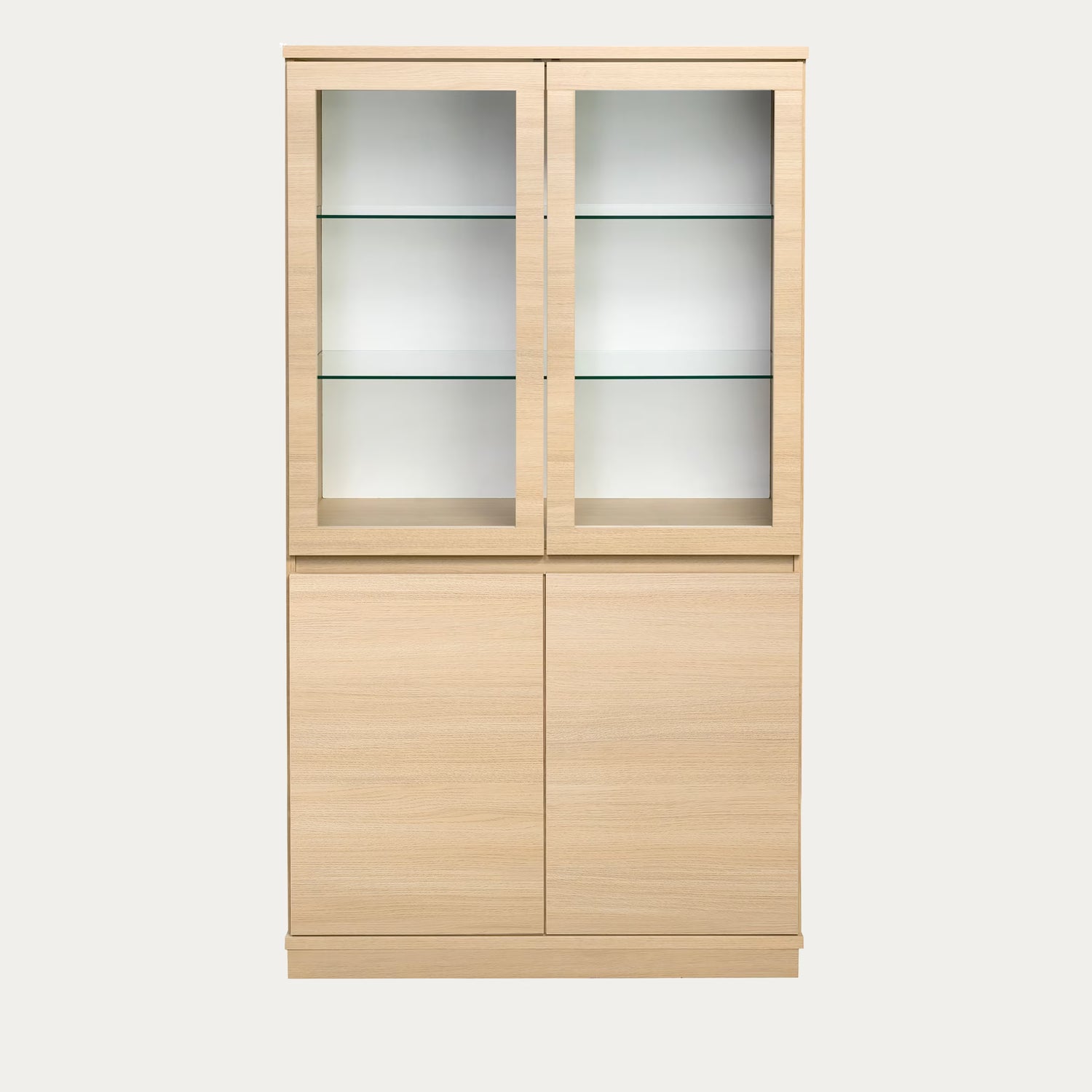Sata, nro 101 korkea vitriini