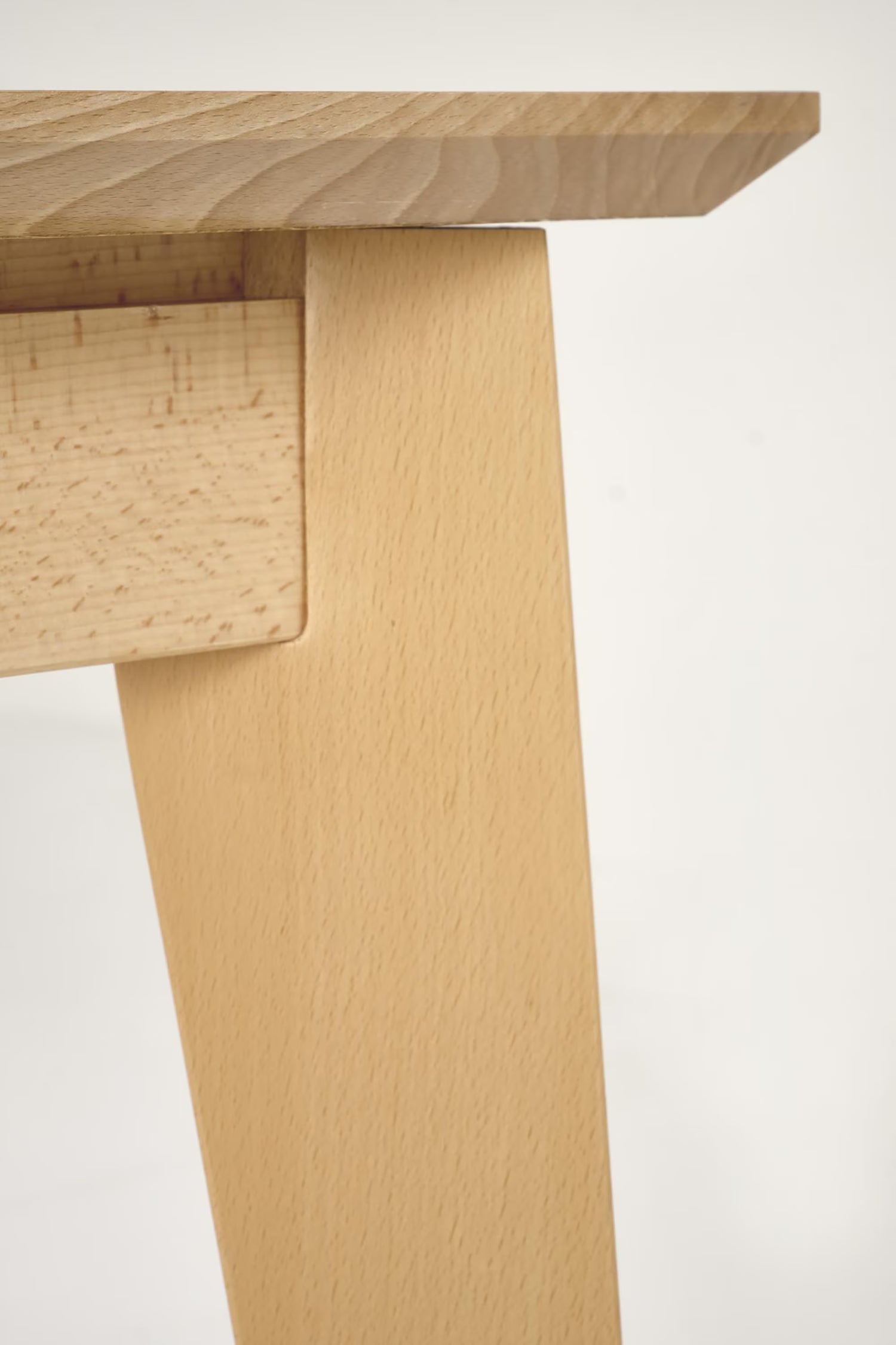 Viima, ruokapöytä jatkettava