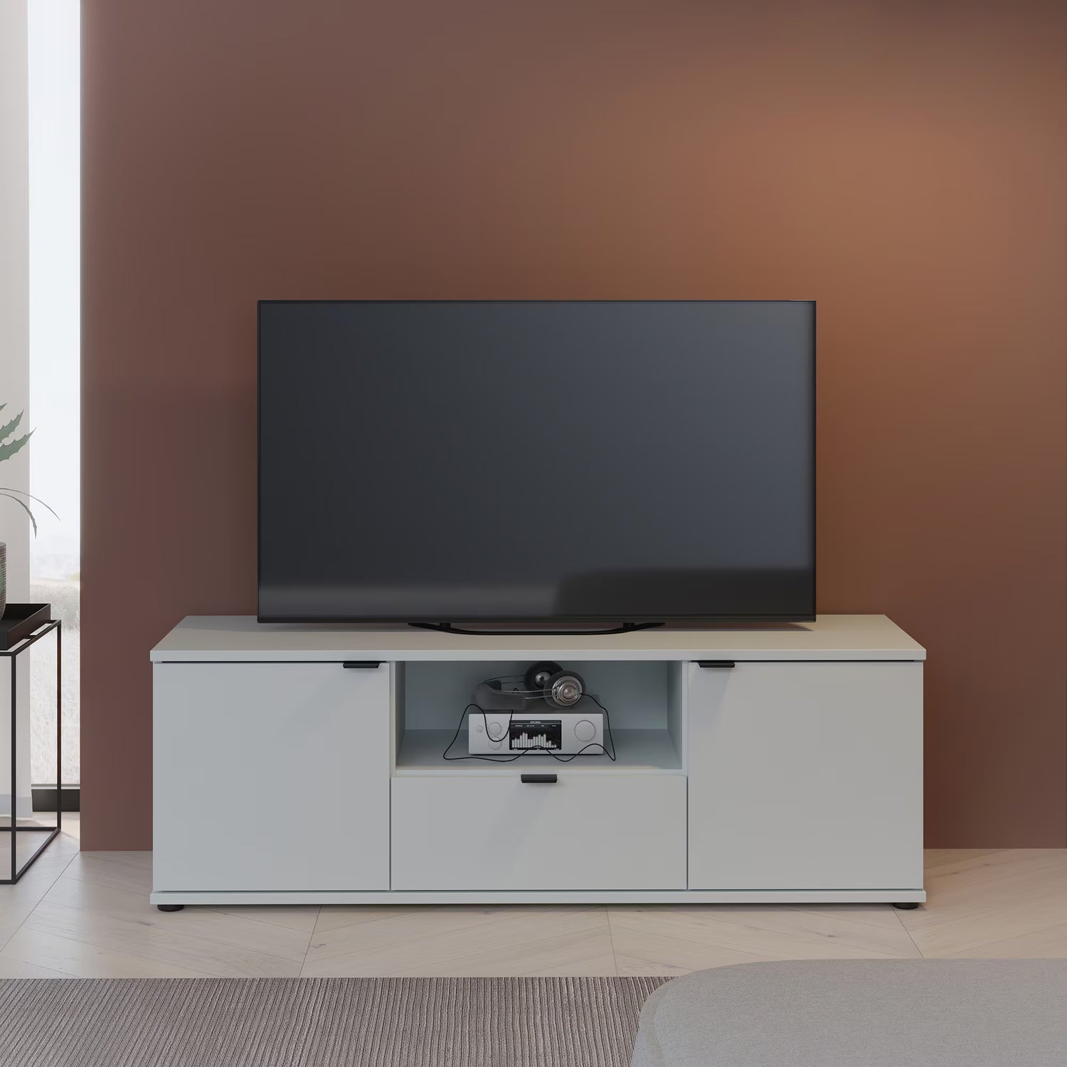 Kaarla, tv-taso pieni