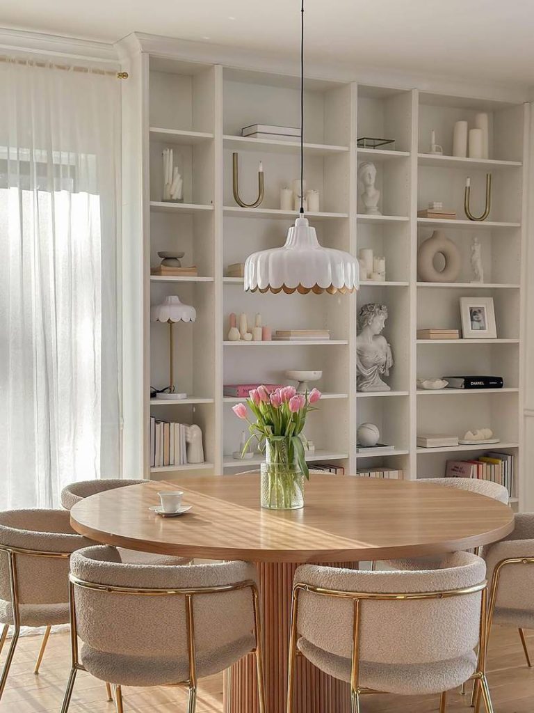 Wells, kattovalaisin valkoinen/kulta