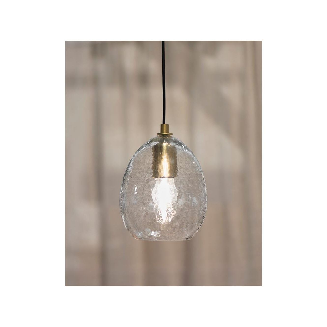 Fanni K Runo, kattovalaisin