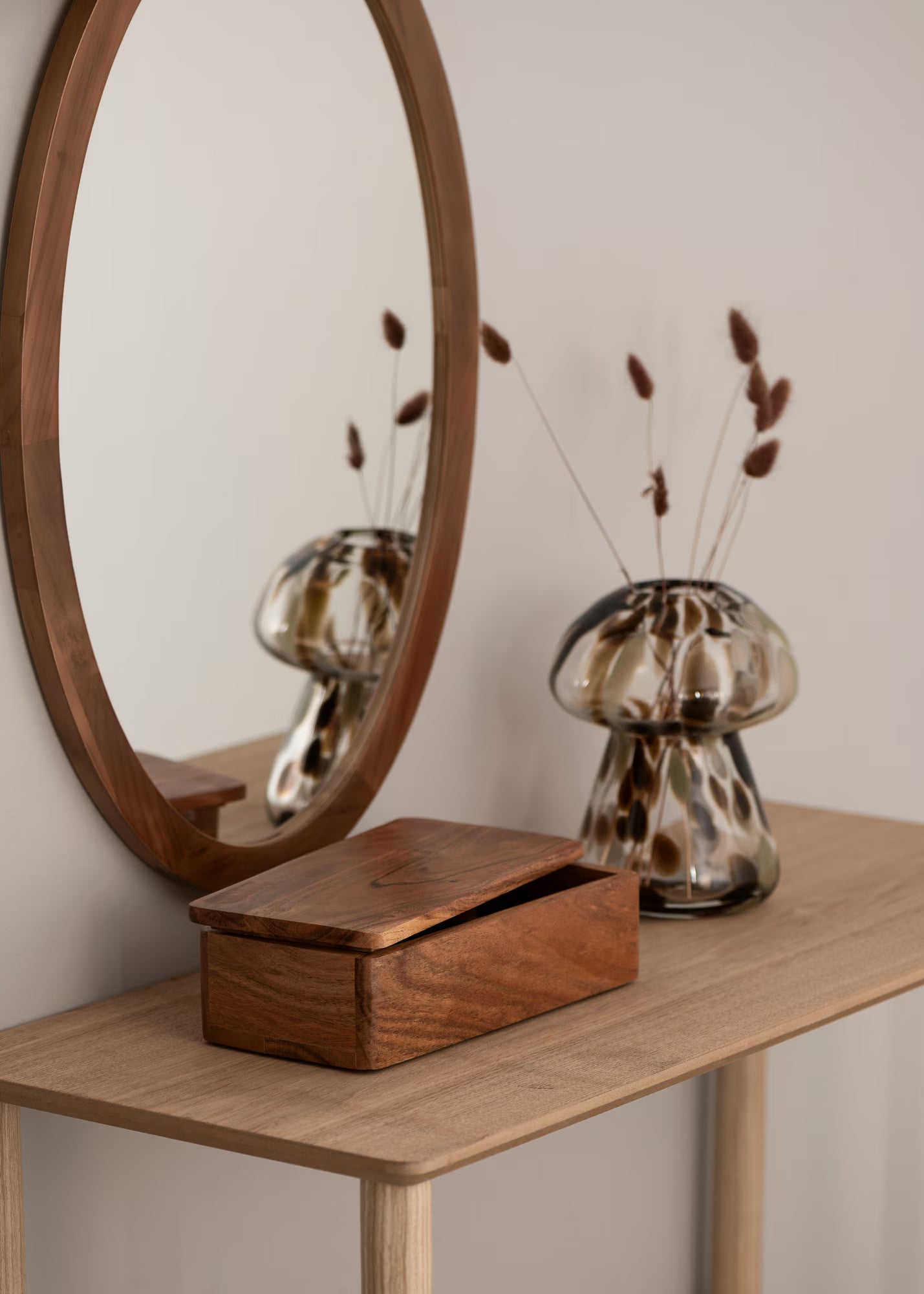 Fanni K Runo seinäpeili