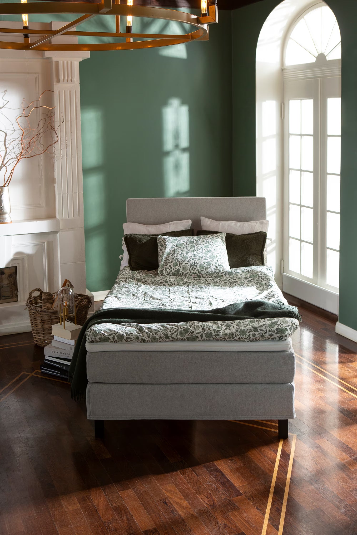 N&L Moon Bronze jenkkisänky