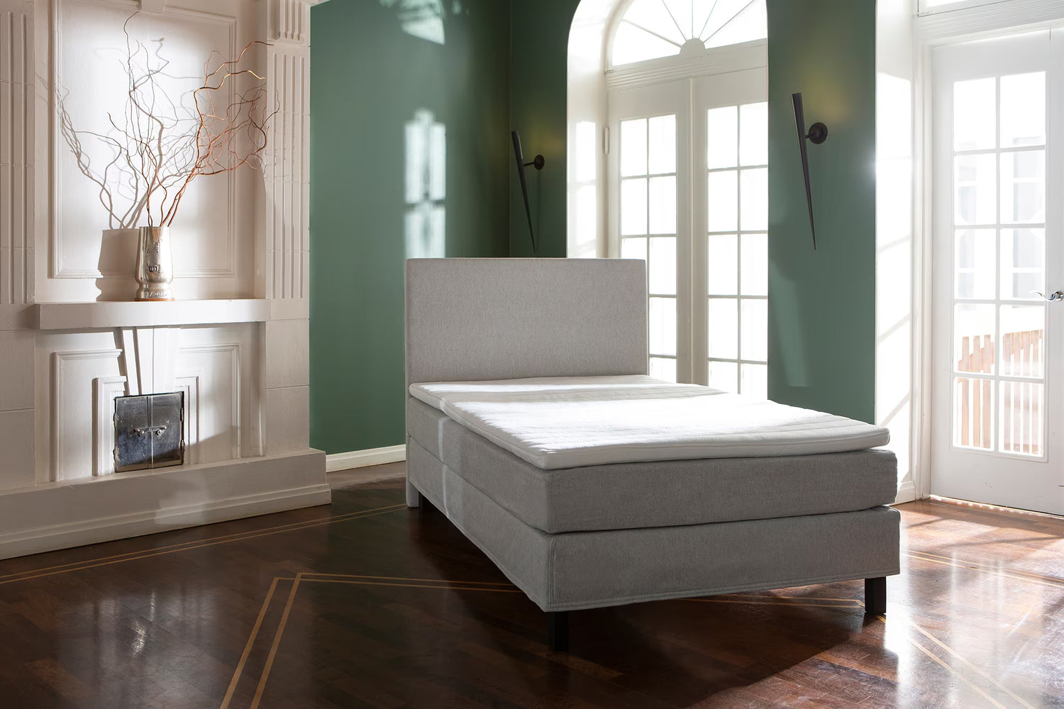 N&L Moon Bronze jenkkisänky