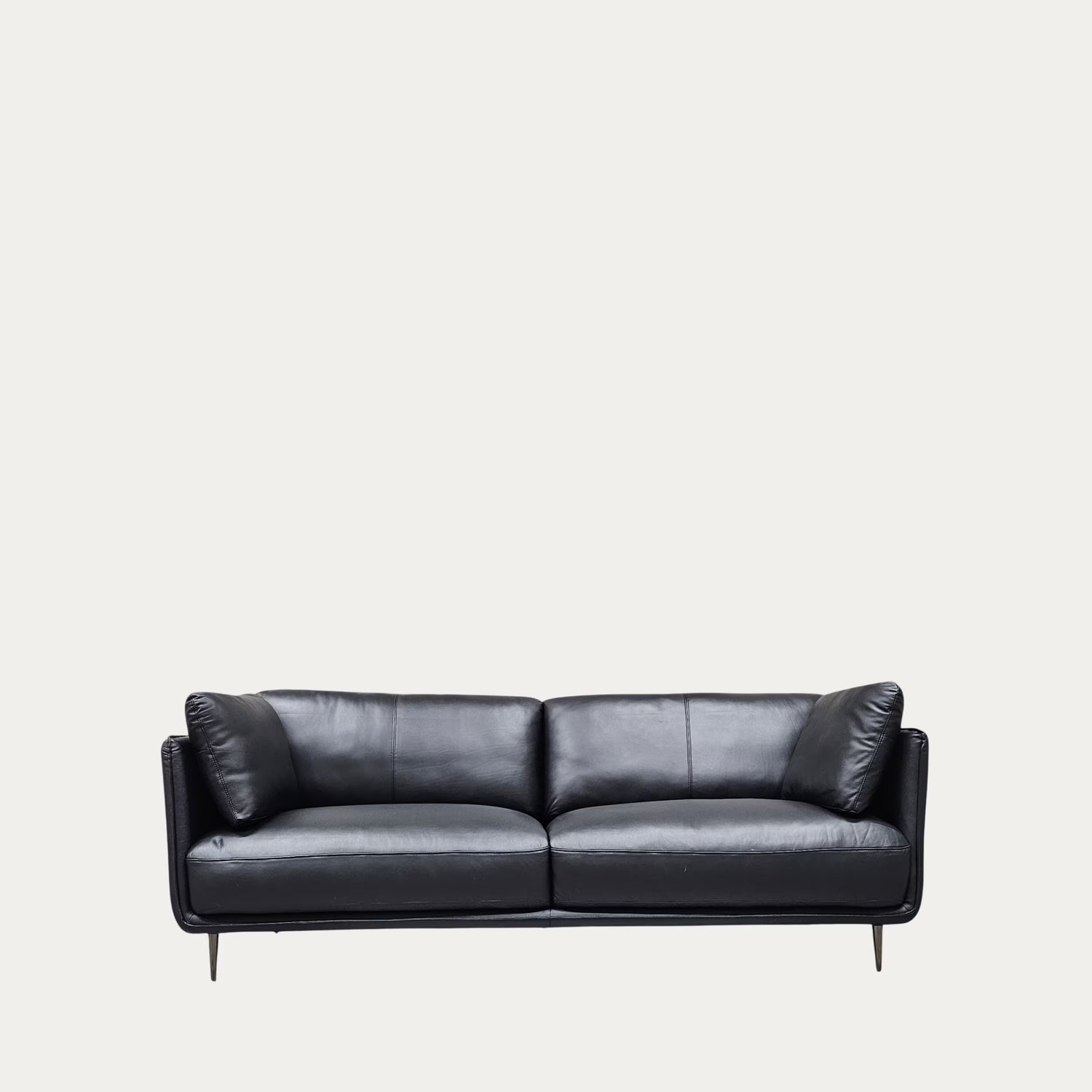 Havu 3 istuttava nahkasohva musta
