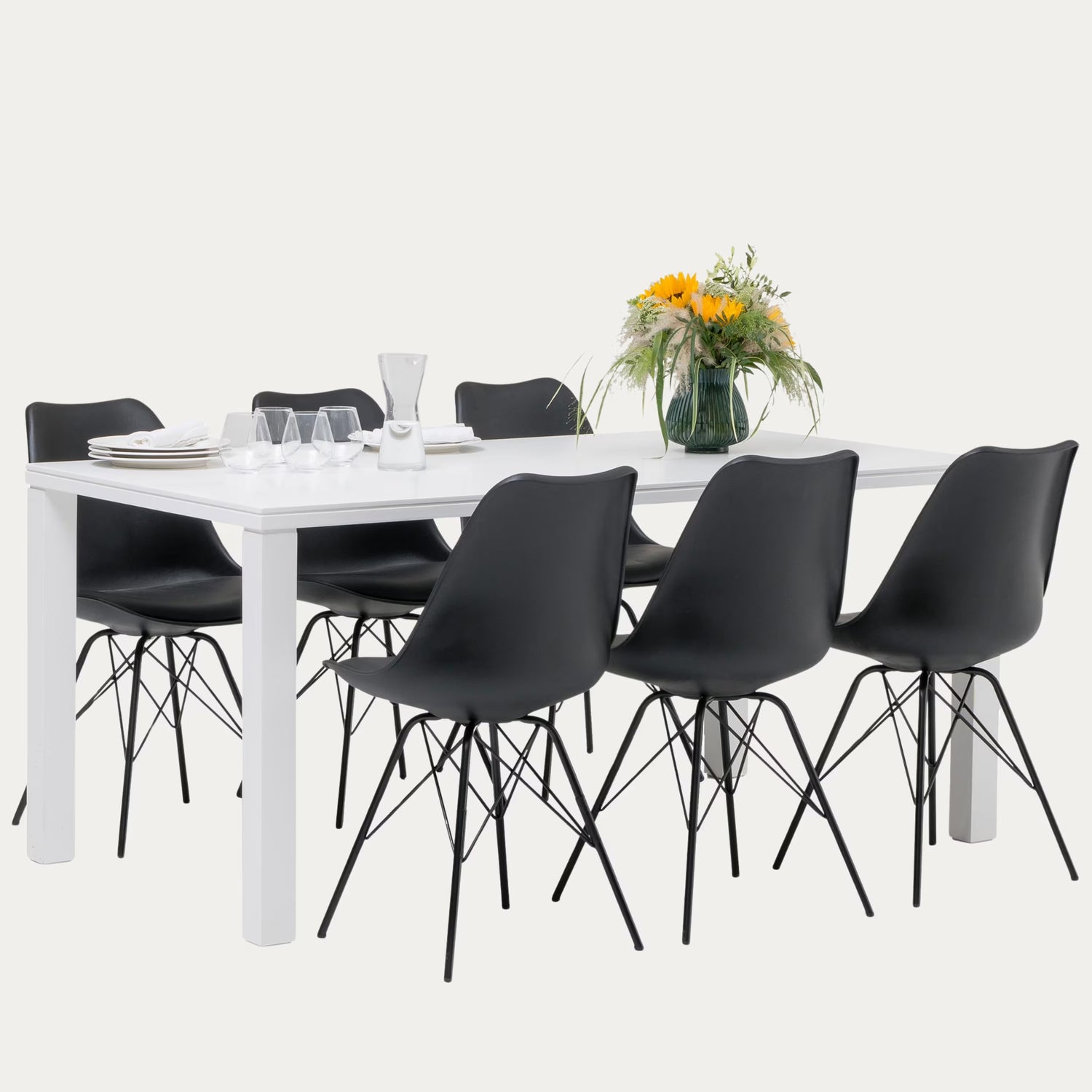 Nova - Concept, 6-hengen ruokailuryhmä