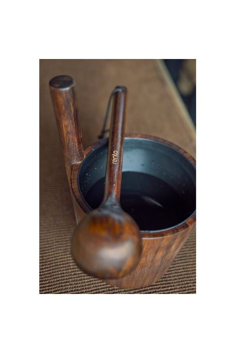 Rento Saunakauha, bambu tumma