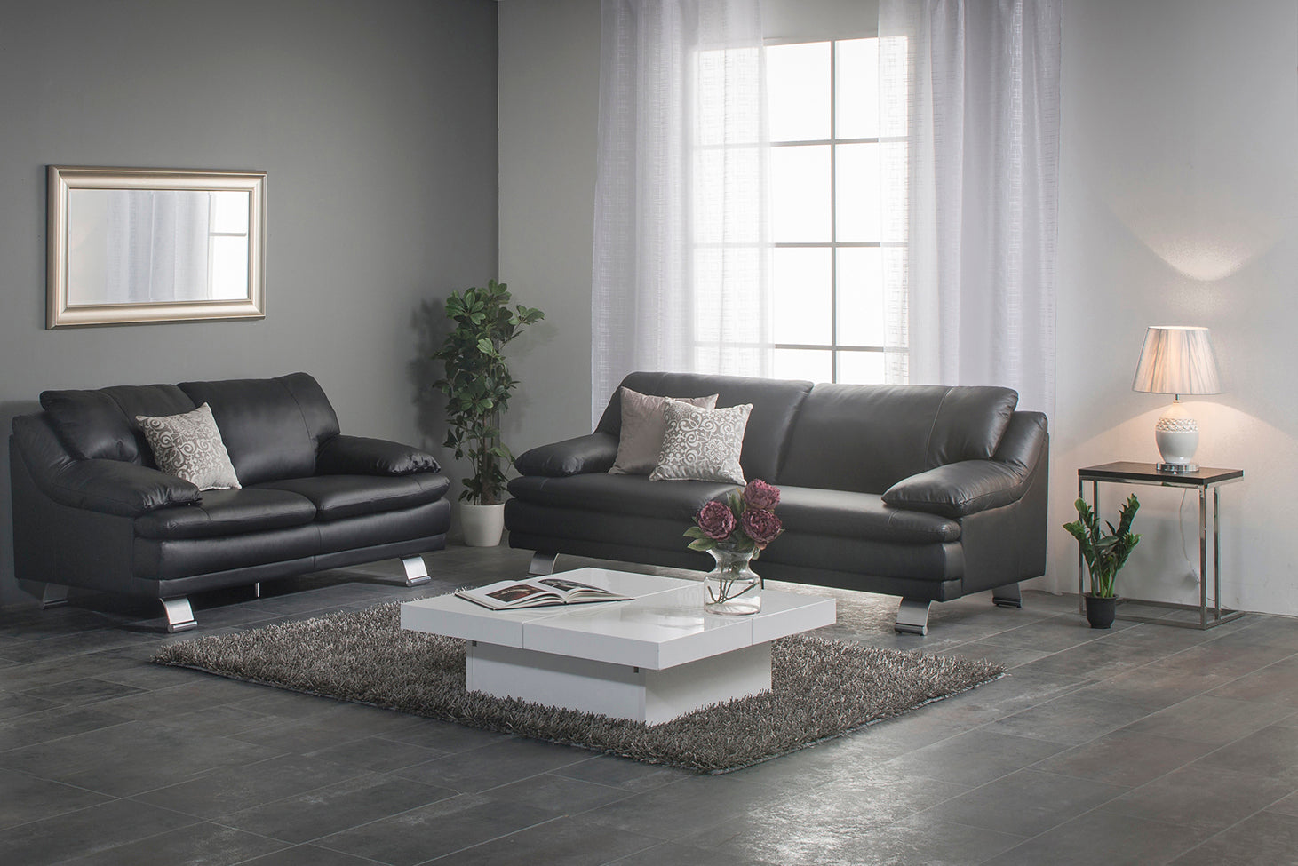 Corona 2-istuttava musta